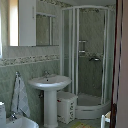 Apartament Mirna *