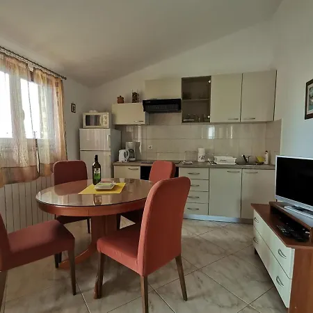 Mirna Apartment
